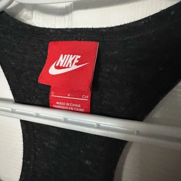 Nike Racerback Tank - Picture 2 of 2